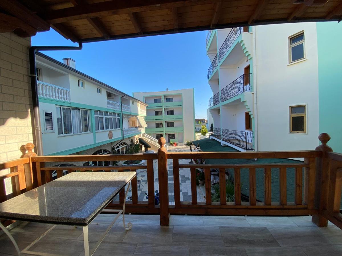 Kompleksi Jakaj Velipoje Exterior photo