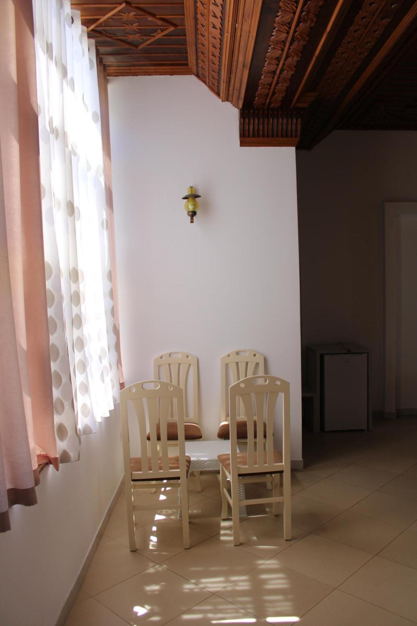 Kompleksi Jakaj Velipoje Exterior photo