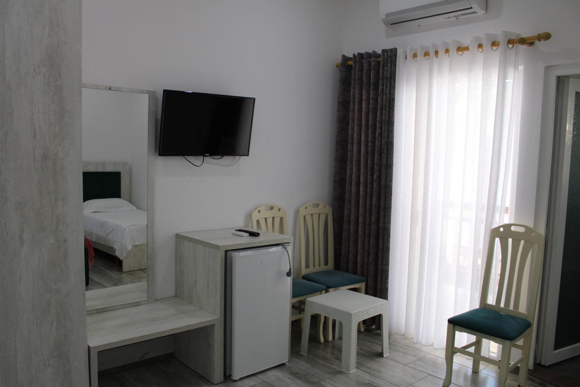 Kompleksi Jakaj Velipoje Exterior photo
