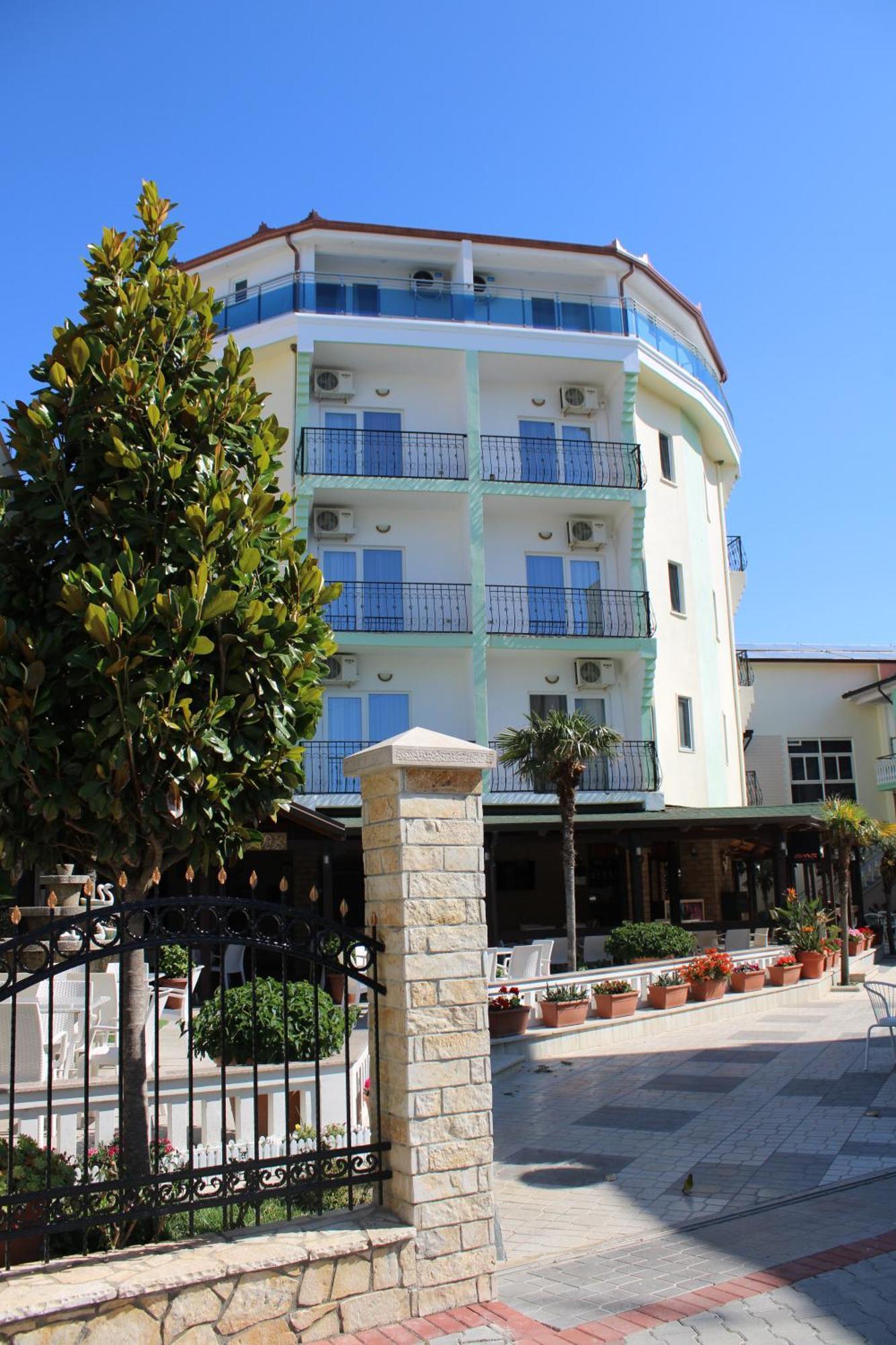 Kompleksi Jakaj Velipoje Exterior photo